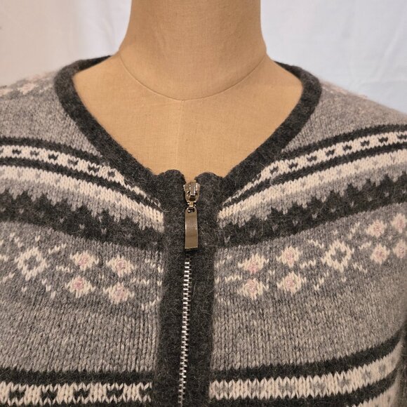 DRESS BARN ZIP UP SWEATER. ANGORA - Picture 2 of 9